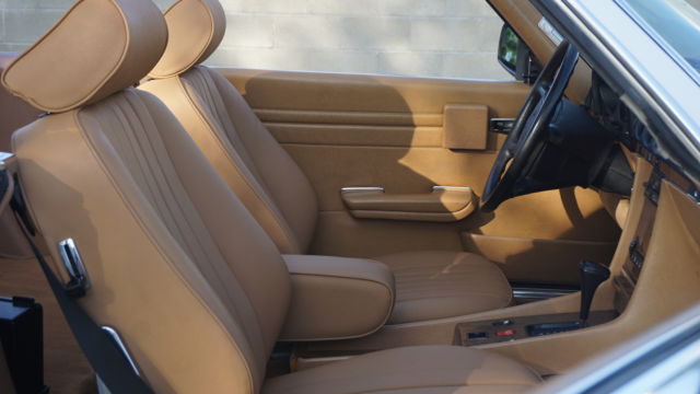 1987 Arctic White Mercedes-Benz 500-Series Convertible