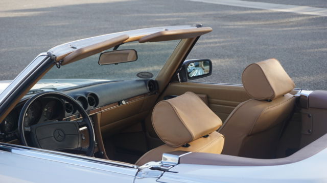 1987 Arctic White Mercedes-Benz 500-Series Convertible