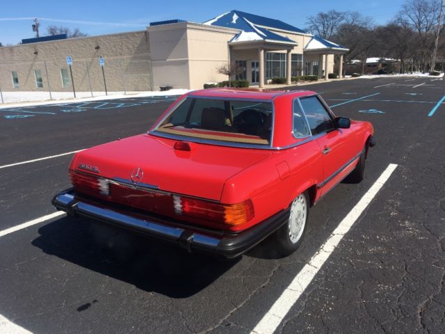1987 Red Mercedes-Benz SL-Class Convertible