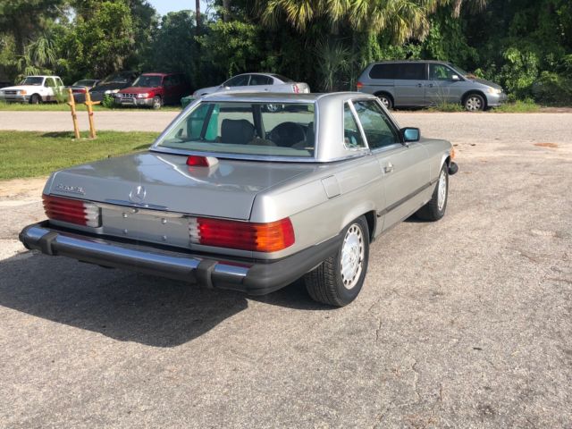1987 Silver Mercedes-Benz SL-Class Convertible