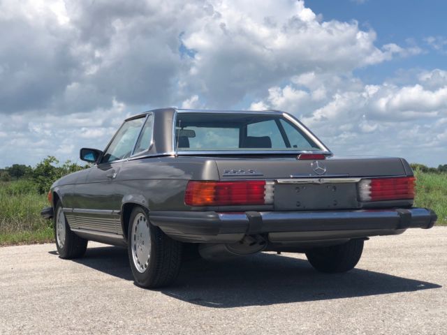 1987 Gray Mercedes-Benz SL-Class Convertible