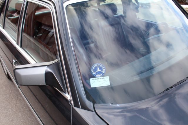 1987 Gray Mercedes-Benz 300-Series Sedan