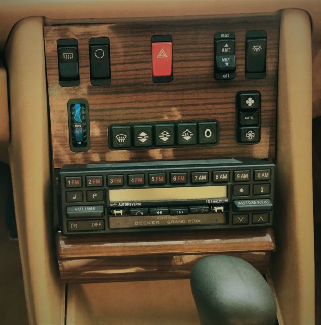 1987 silver brown Mercedes-Benz 300-Series Sedan