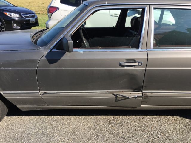 1987 Gray Mercedes-Benz 300-Series Sedan