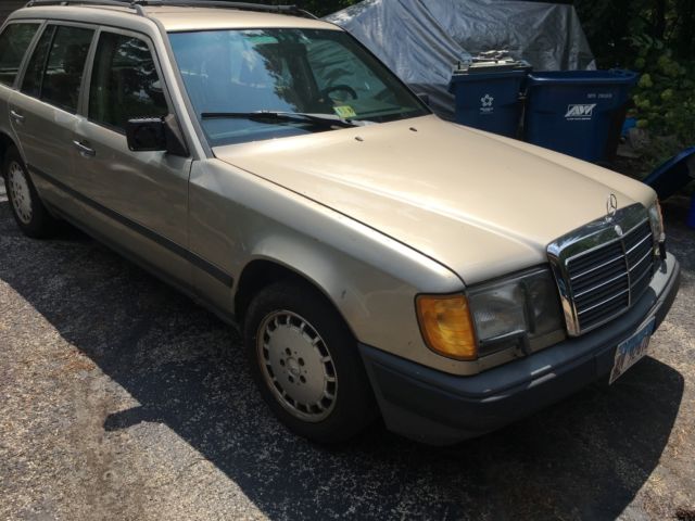 1987 Mercedes-Benz 300-Series Wagon