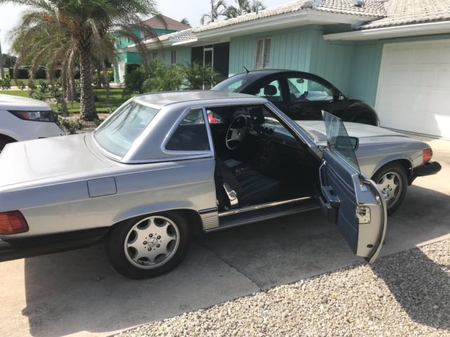 1981 Silver Mercedes-Benz SL-Class Convertible