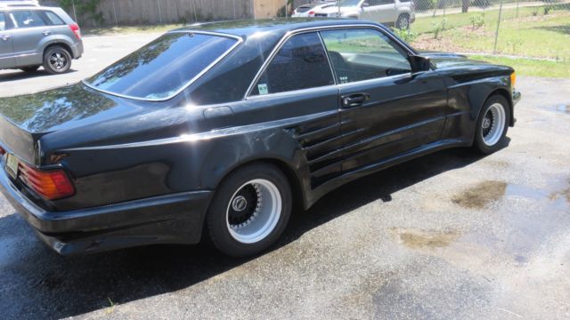 1987 Black Mercedes-Benz 500-Series Coupe