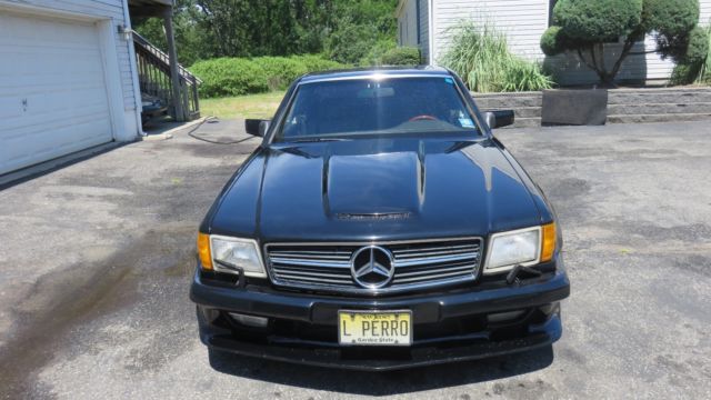 1987 Black Mercedes-Benz 500-Series Coupe