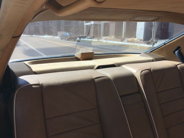 1987 Tan Mercedes-Benz 500-Series Coupe