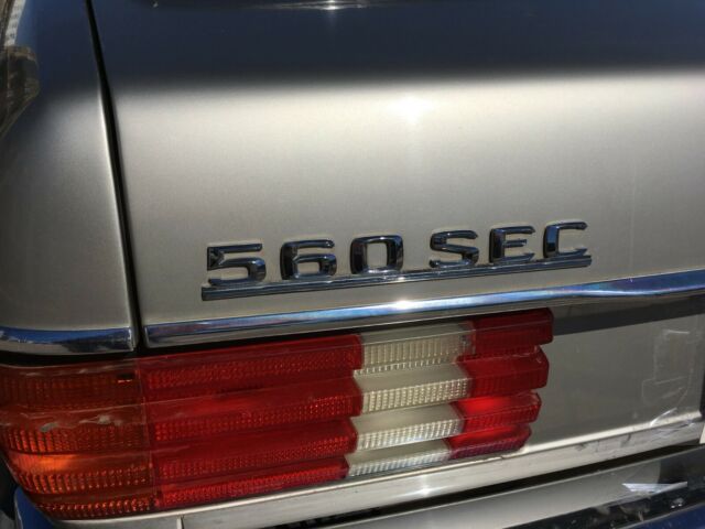 1987 Tan Mercedes-Benz 500-Series Coupe