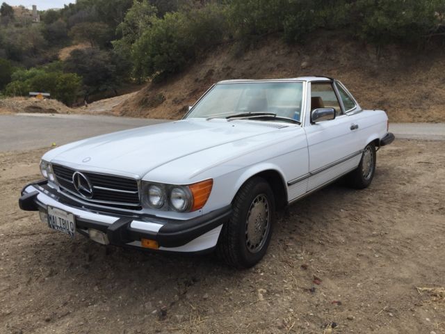 1987 White Mercedes-Benz 500-Series Convertible