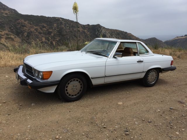 1987 White Mercedes-Benz 500-Series Convertible