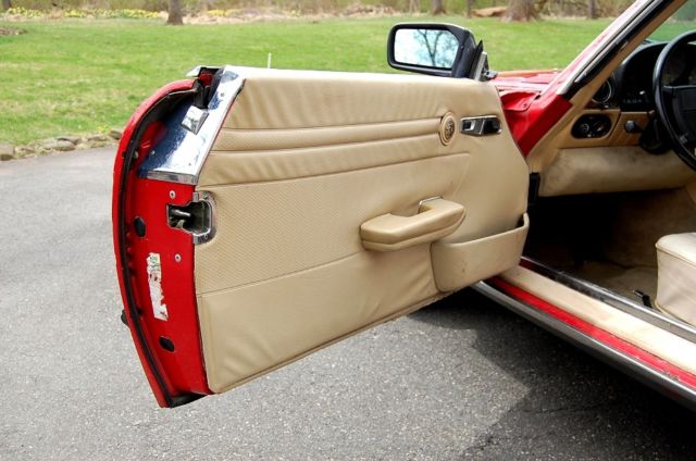 1987 Red Mercedes-Benz SL-Class 2 top convertible