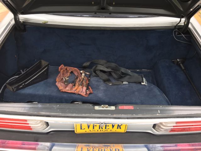 1987 Silver Mercedes-Benz SL-Class Convertible