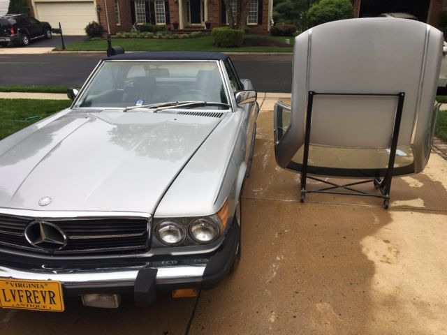 1987 Silver Mercedes-Benz SL-Class Convertible