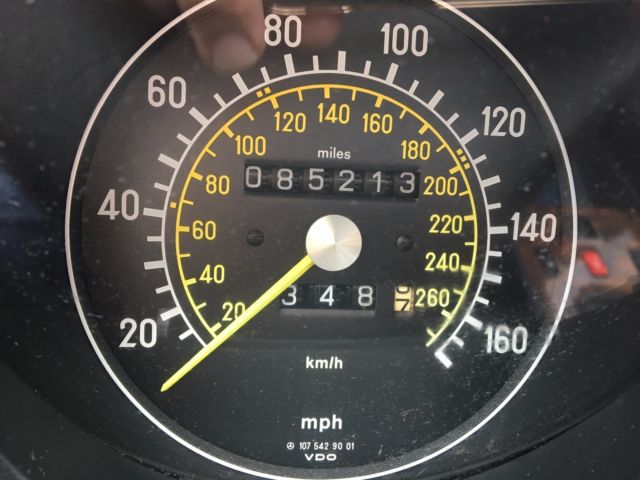 1987 Silver Mercedes-Benz SL-Class Convertible