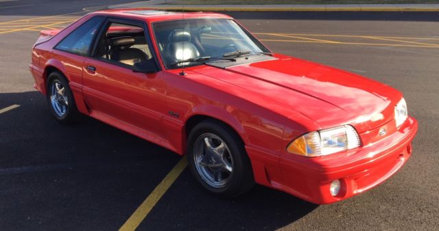 1987 Red Ford Mustang Coupe