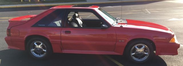 1987 Red Ford Mustang Coupe