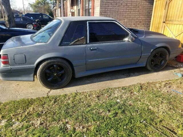 1987 Gray Ford Mustang Coupe