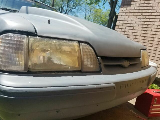 1987 Gray Ford Mustang Coupe