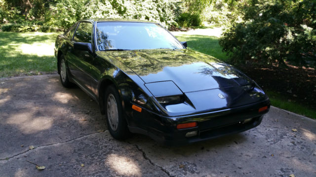 1987 Black Nissan 300ZX Coupe