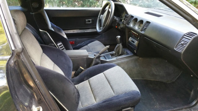 1987 Black Nissan 300ZX Coupe