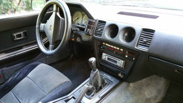 1987 Black Nissan 300ZX Coupe