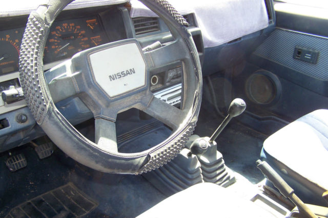 1987 Silver/Gray Nissan Other Pick up
