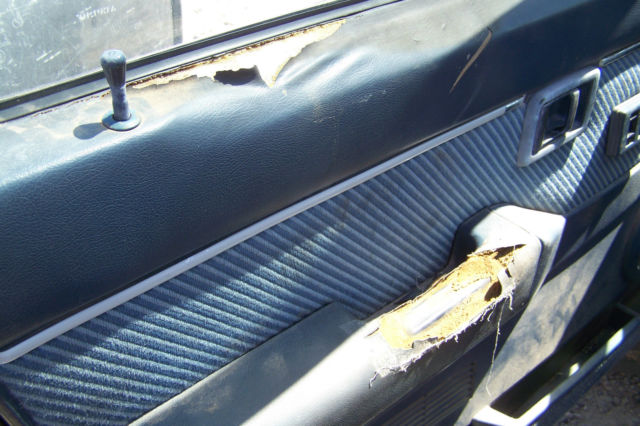 1987 Silver/Gray Nissan Other Pick up