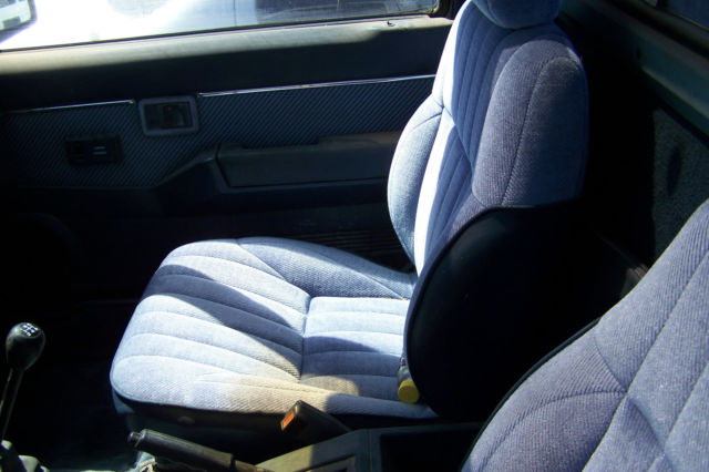 1987 Silver/Gray Nissan Other Pick up