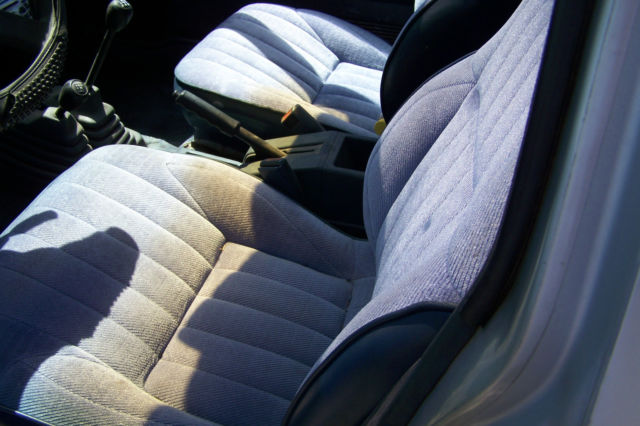 1987 Silver/Gray Nissan Other Pick up