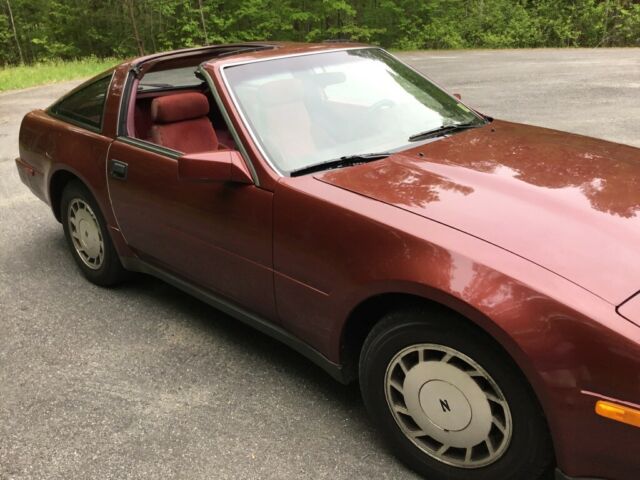 1987 Burgundy Nissan 300ZX Coupe