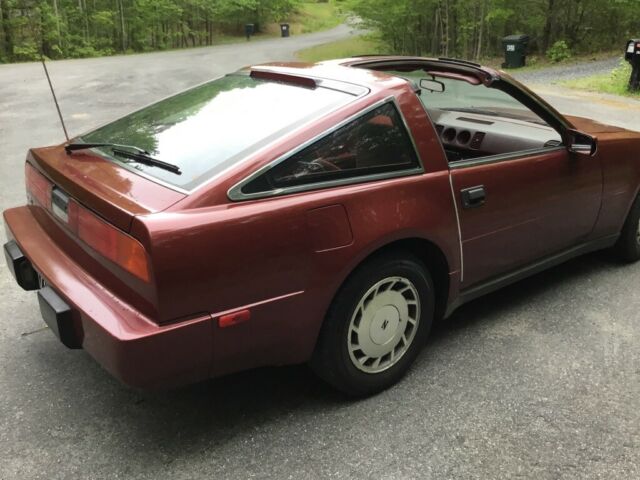 1987 Burgundy Nissan 300ZX Coupe