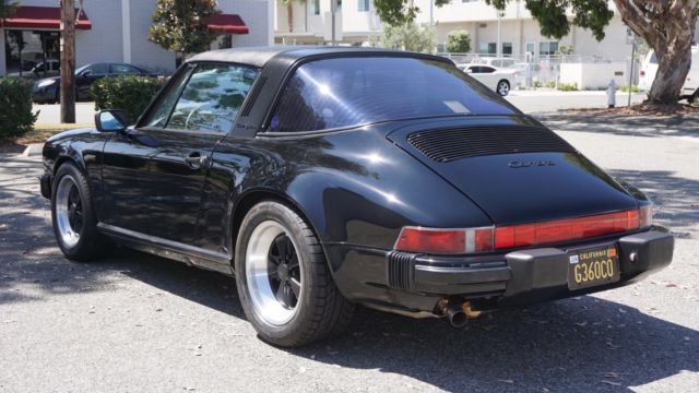 1987 Black Porsche 911