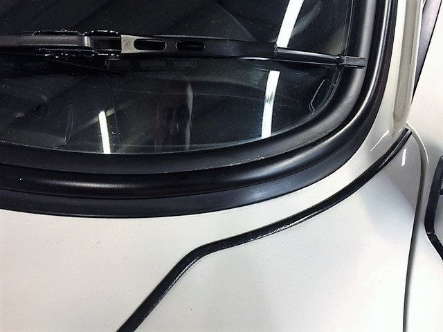 1987 White Porsche 911 Coupe