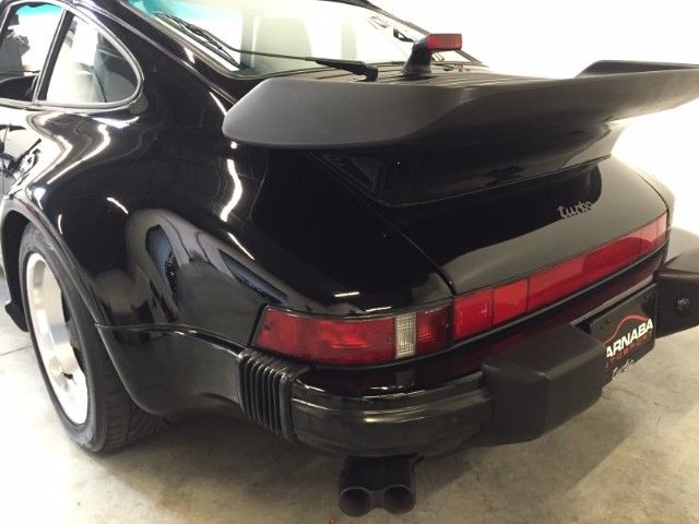 1987 Black Porsche 911 --