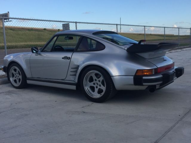 1987 silver metallic Porsche 930 Coupe