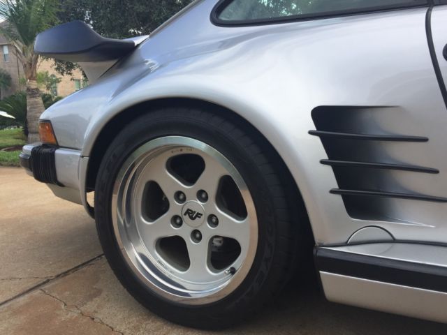 1987 silver metallic Porsche 930 Coupe