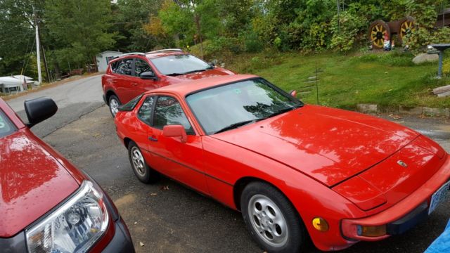 1987 Red Porsche 924 Coupe