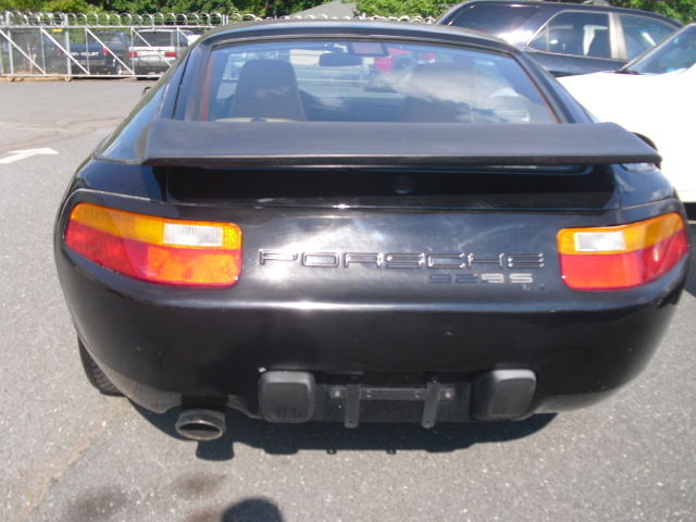 1987 Porsche 928 Hatchback