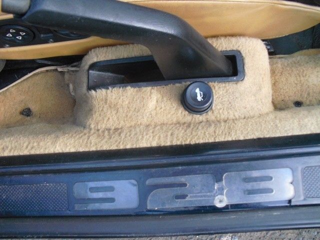 1987 Black Porsche 928 Coupe