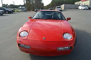 1987 Red Porsche 928