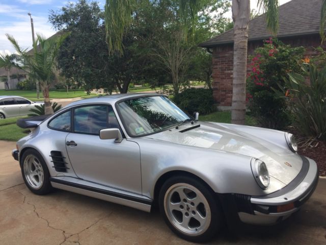 1987 SILBER METALLIC Porsche 930 Coupe