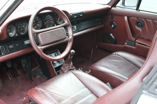 1987 White Porsche 930