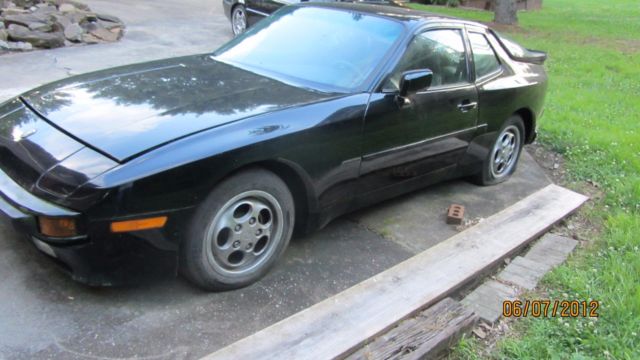1987 Black Porsche 944 Coupe