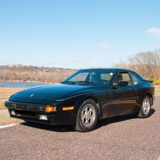 1987 Black Porsche 944 Coupe