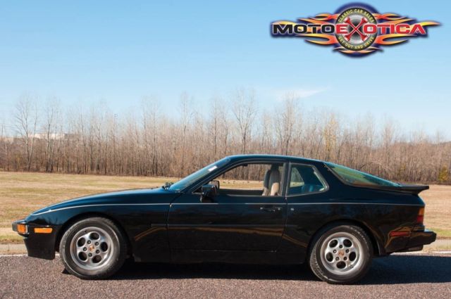1987 Black Porsche 944 Coupe