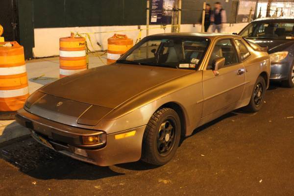 1987 Red Porsche 944 Coupe