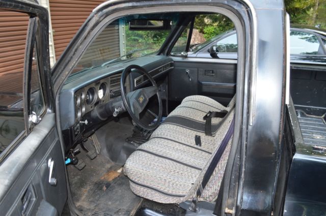 1987 Black Chevrolet C-10