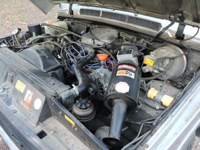 1987 Silver Land Rover Range Rover SUV